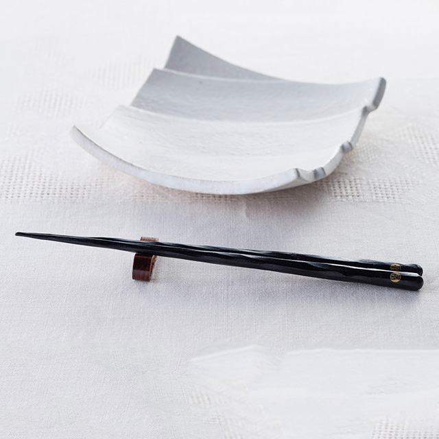 夫婦箸 けずり 箸置き付 メイン画像